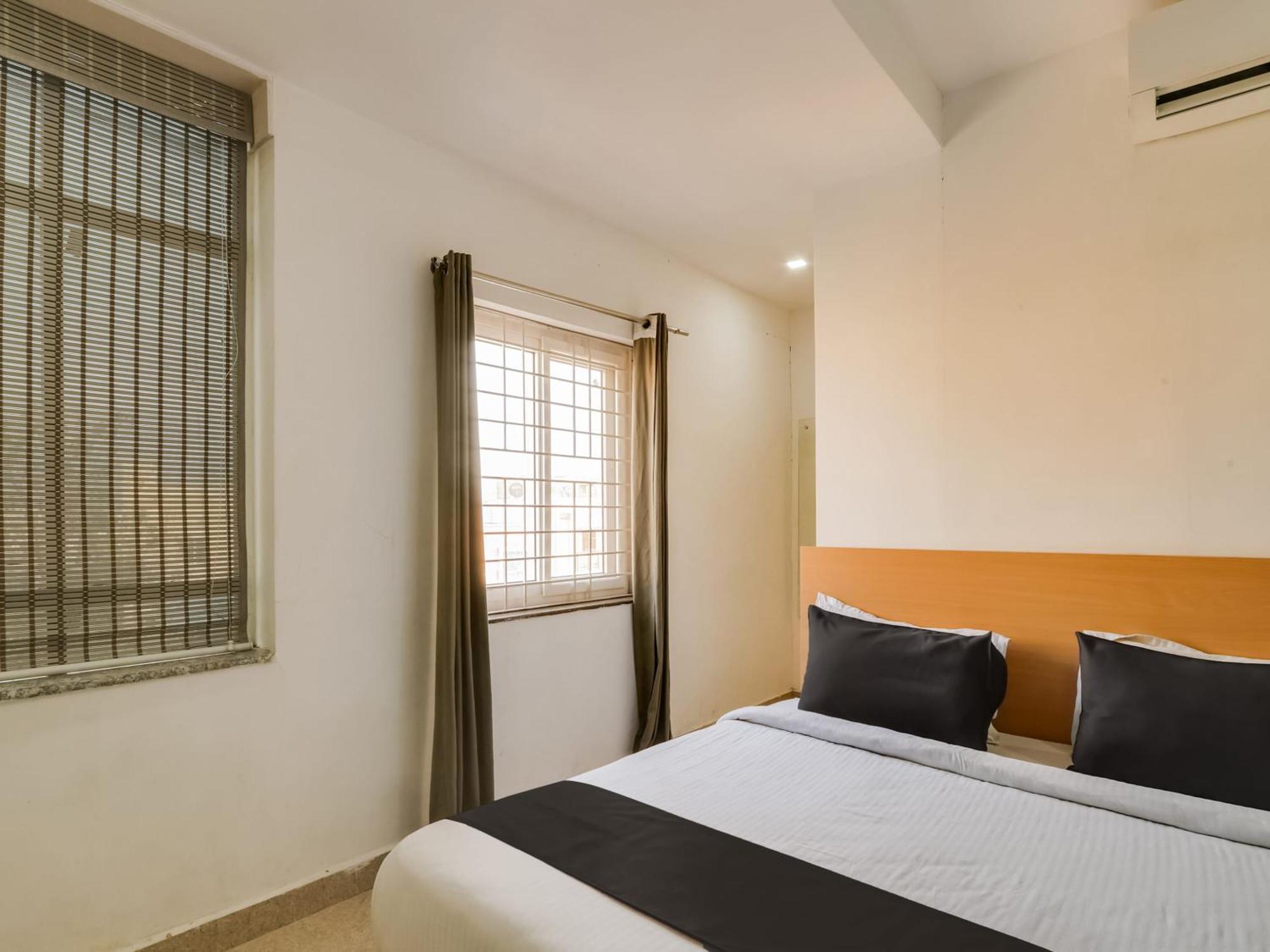 Super Townhouse Qualia Prime Hotel Near Nexus Mall Hajdarábád Exteriér fotografie