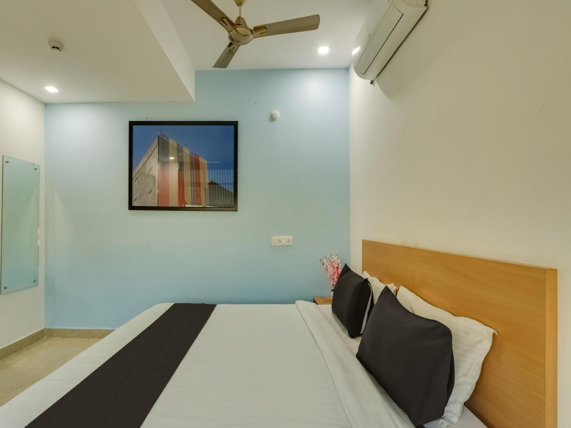 Super Townhouse Qualia Prime Hotel Near Nexus Mall Hajdarábád Exteriér fotografie