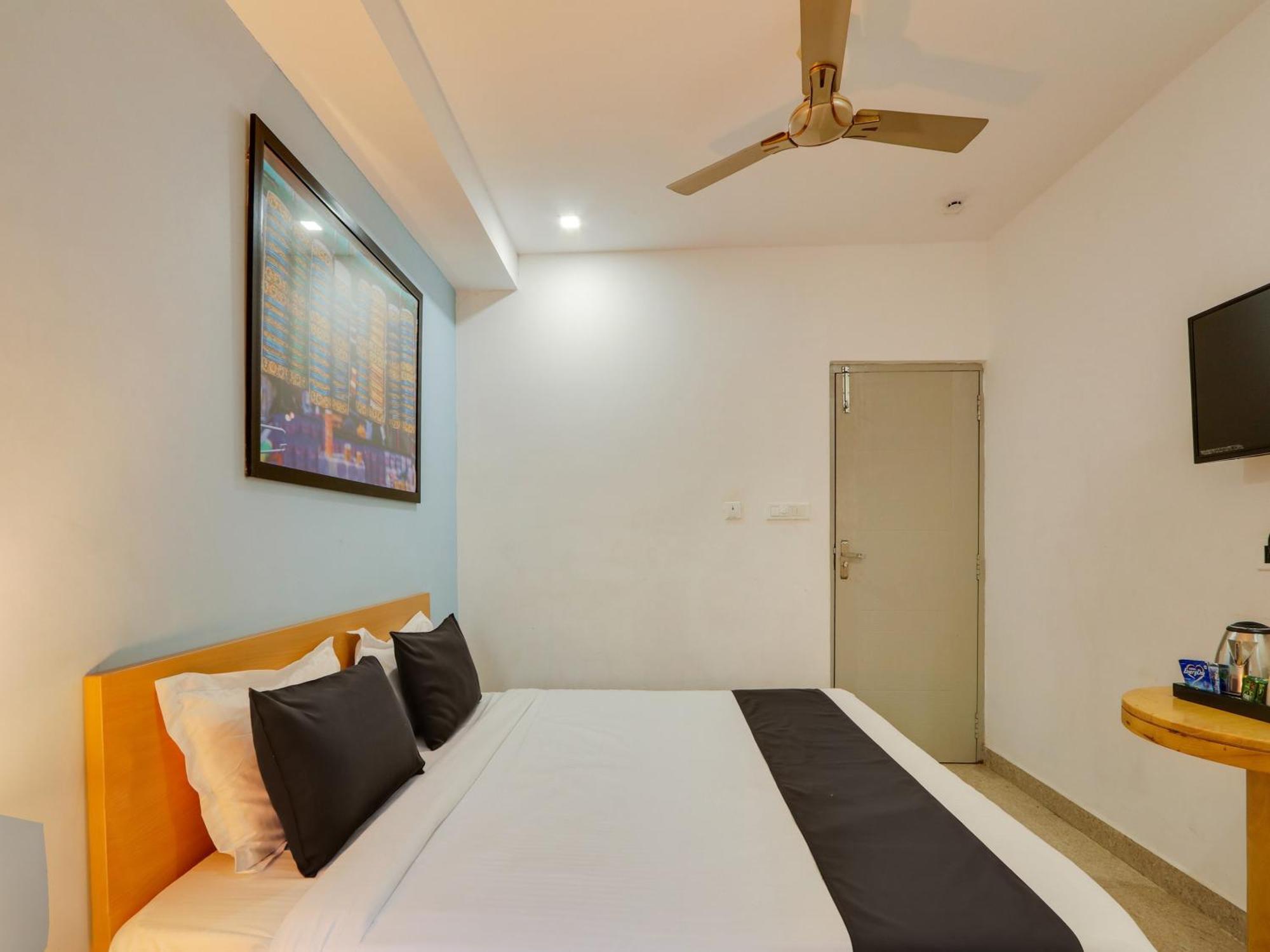 Super Townhouse Qualia Prime Hotel Near Nexus Mall Hajdarábád Exteriér fotografie